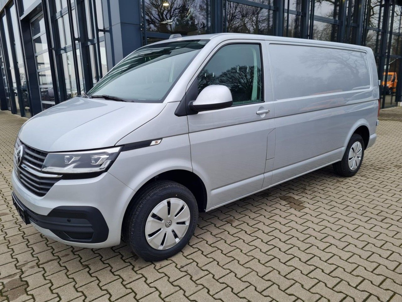 Volkswagen T6.1 Kasten TDI lang DSG LED KAMERA TEMPOMAT - כלי רכב מסחרי קטן: תמונה 3 Volkswagen T6.1 Kasten TDI lang DSG LED KAMERA TEMPOMAT - כלי רכב מסחרי קטן: תמונה 3