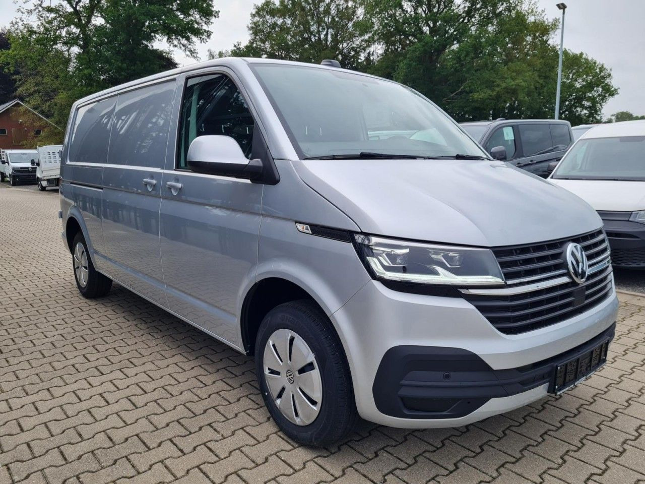 Volkswagen T6.1 Kasten TDI lang DSG LED KAMERA TEMPOMAT - כלי רכב מסחרי קטן: תמונה 3 Volkswagen T6.1 Kasten TDI lang DSG LED KAMERA TEMPOMAT - כלי רכב מסחרי קטן: תמונה 3