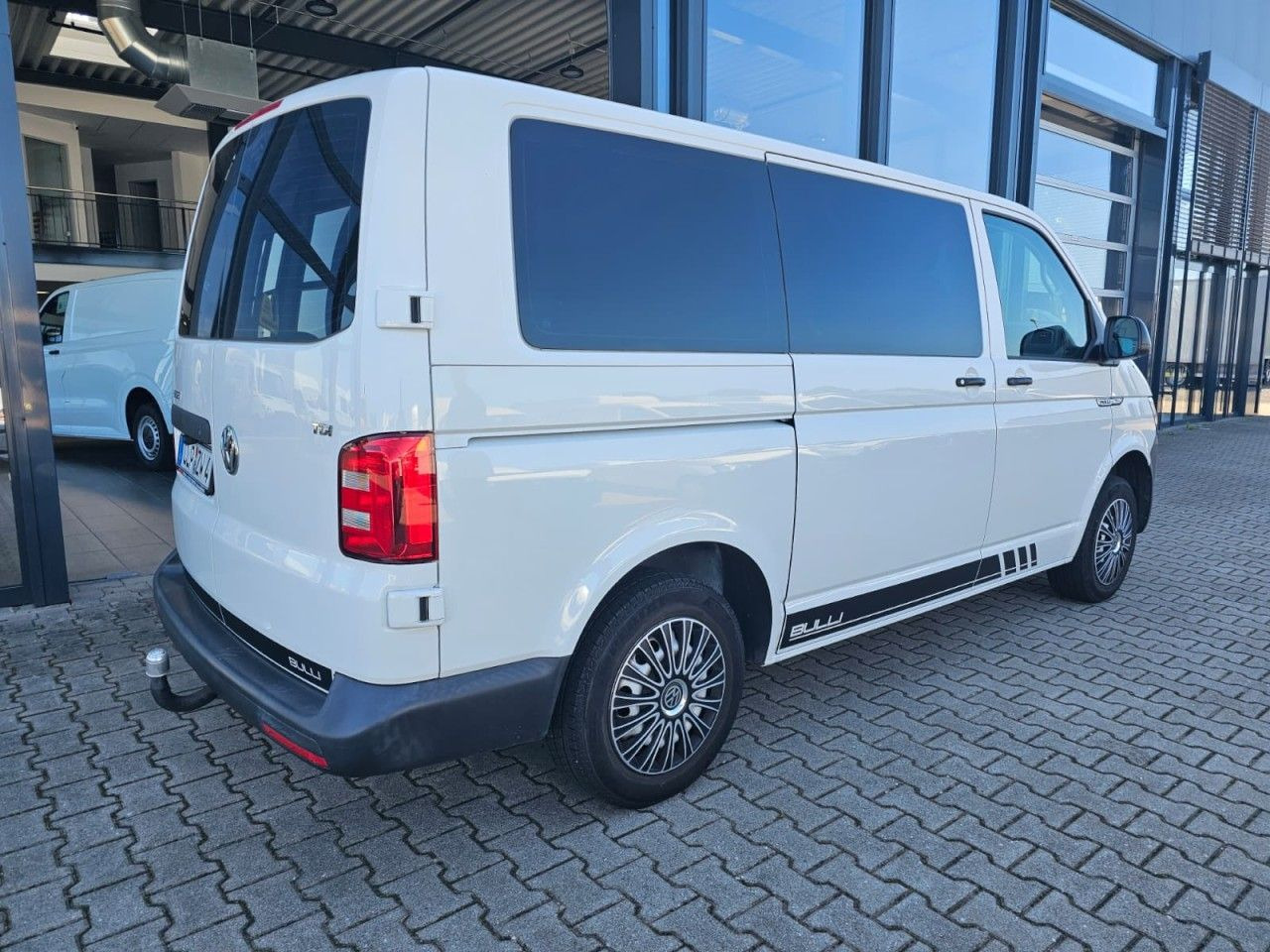Volkswagen T6 Camper 2.0 TDI AHK KAMERA ZUSATZBATTERIE - מוטורהום: תמונה 2 Volkswagen T6 Camper 2.0 TDI AHK KAMERA ZUSATZBATTERIE - מוטורהום: תמונה 2