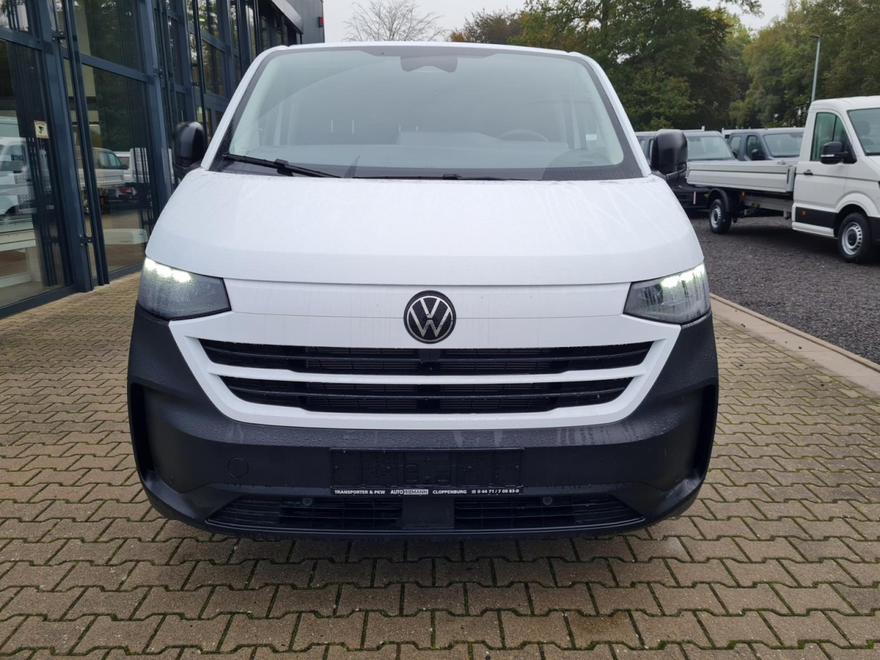Volkswagen T7 Transporter Kasten TDI 4Motion LR L2H1 LED AUTOM. - כלי רכב מסחרי קטן: תמונה 2 Volkswagen T7 Transporter Kasten TDI 4Motion LR L2H1 LED AUTOM. - כלי רכב מסחרי קטן: תמונה 2