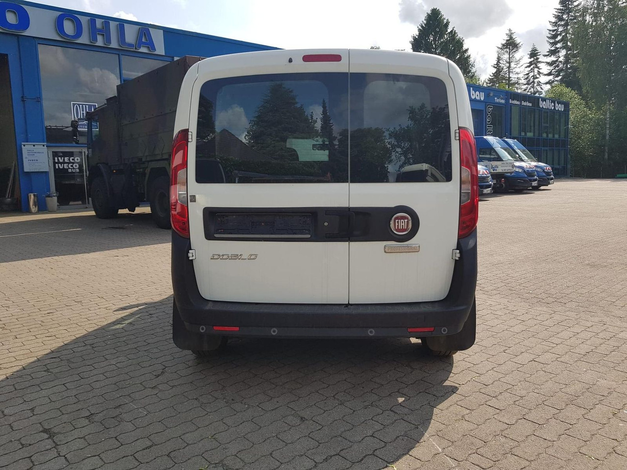 Fiat Doblo Kastenwagen SX 1.3 Klima, Radio mit Nav... - כלי רכב מסחרי לנוסעים: תמונה 4 Fiat Doblo Kastenwagen SX 1.3 Klima, Radio mit Nav... - כלי רכב מסחרי לנוסעים: תמונה 4
