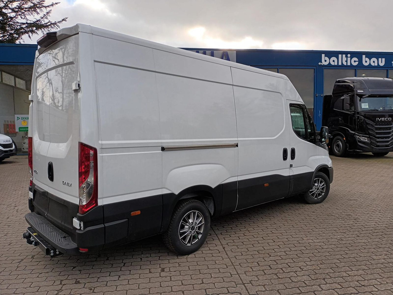 Iveco Daily 35S16A8 V 3520L - ab 0% Finanzieren - כלי רכב מסחרי עם לוח: תמונה 3 Iveco Daily 35S16A8 V 3520L - ab 0% Finanzieren - כלי רכב מסחרי עם לוח: תמונה 3