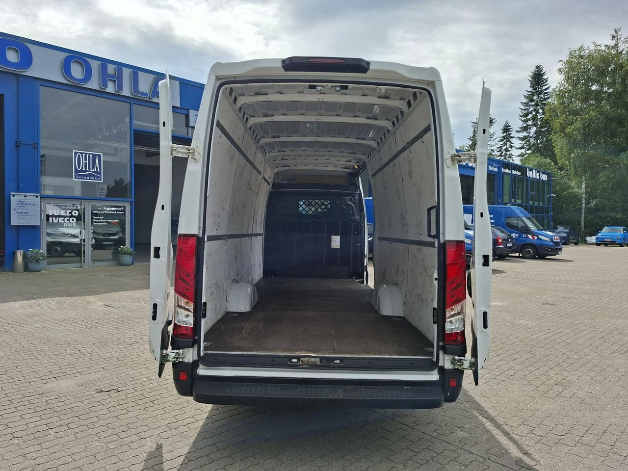 Iveco Daily 35S16A8V KLIMA*RADIO* - כלי רכב מסחרי עם לוח: תמונה 5 Iveco Daily 35S16A8V KLIMA*RADIO* - כלי רכב מסחרי עם לוח: תמונה 5