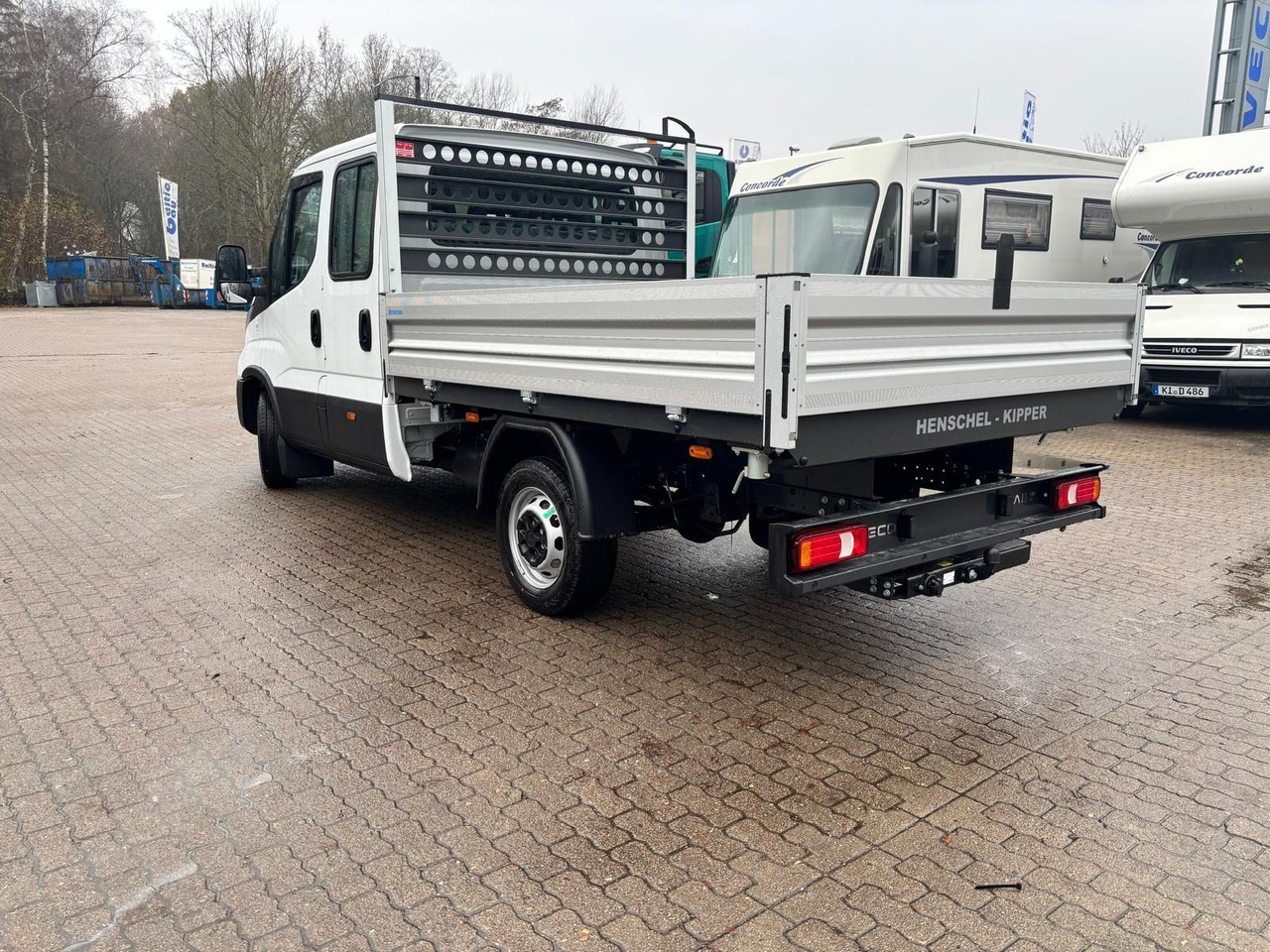 Iveco Daily 35S16H3.0A8YD*DSK*KLIMA*AHK* - כלי רכב מסחרי מזהיר, כלי רכב מסחרי קומבי: תמונה 3 Iveco Daily 35S16H3.0A8YD*DSK*KLIMA*AHK* - כלי רכב מסחרי מזהיר, כלי רכב מסחרי קומבי: תמונה 3