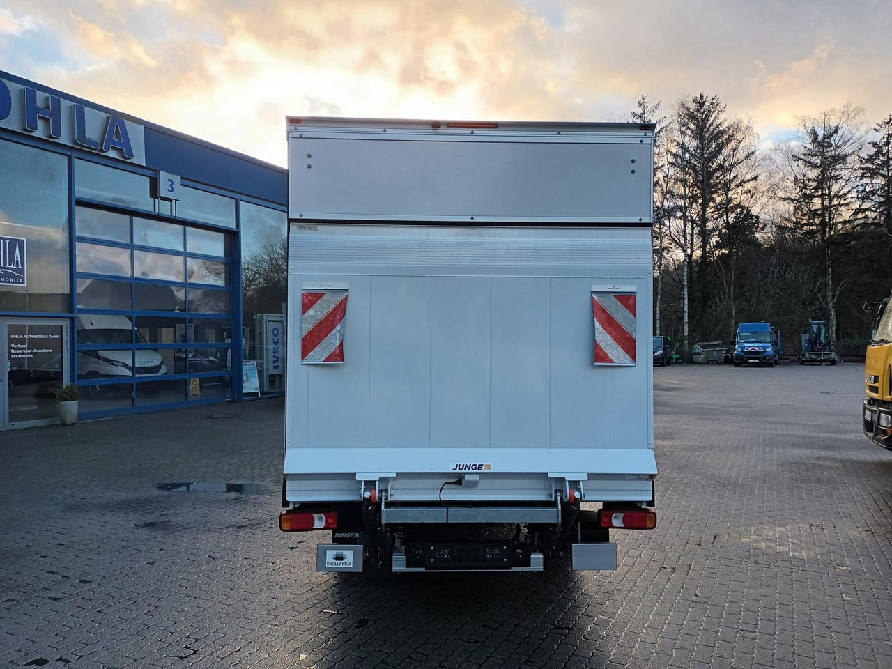 Iveco Daily 35S16HA8 Koffer LBW - ab 0% Finanzieren - כלי רכב מסחרי עם תיבה: תמונה 3 Iveco Daily 35S16HA8 Koffer LBW - ab 0% Finanzieren - כלי רכב מסחרי עם תיבה: תמונה 3