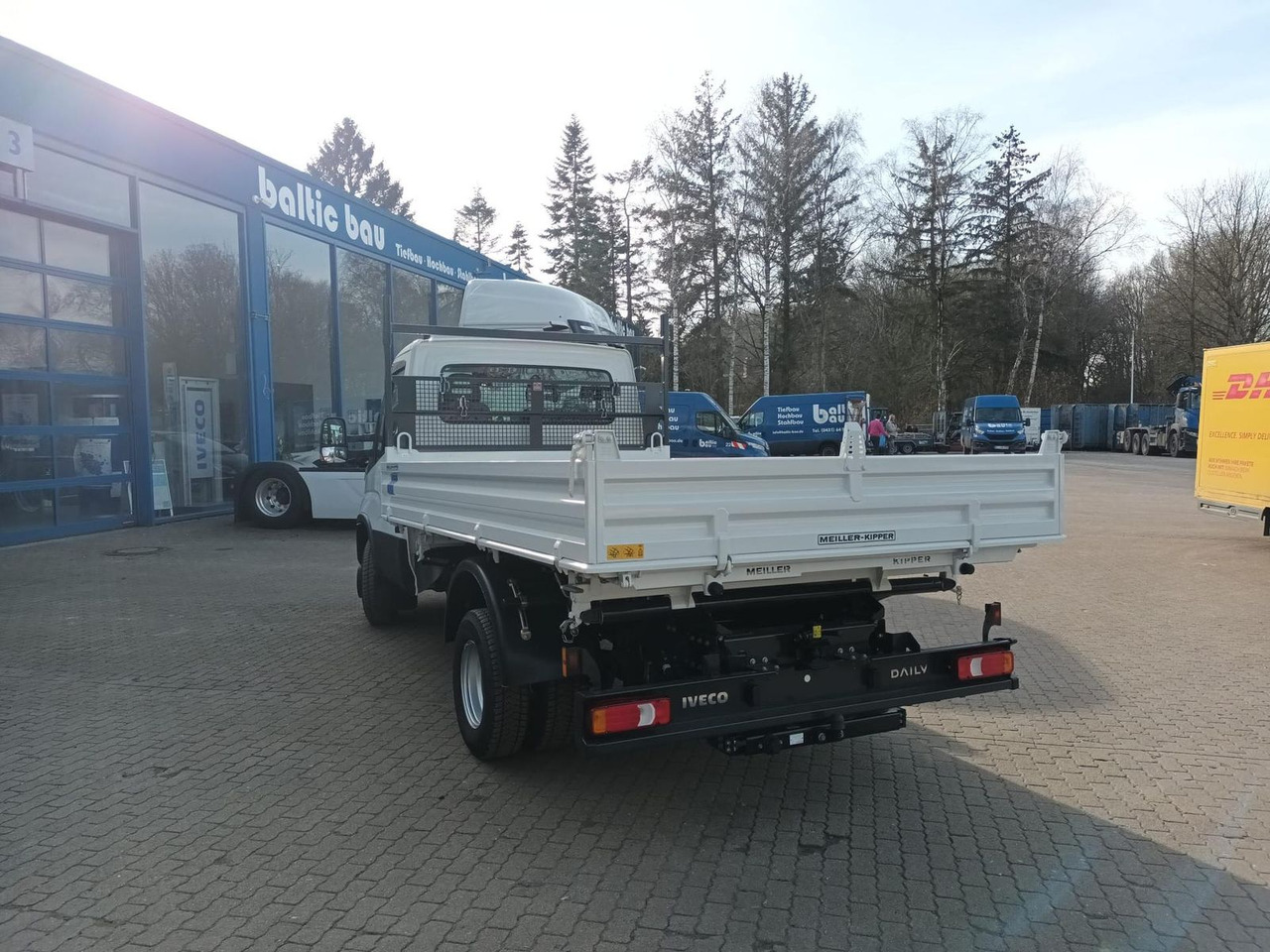 Iveco Daily 70C18H Dreiseitenkipper ab 0% Finanzieren - כלי רכב מסחרי מזהיר: תמונה 3 Iveco Daily 70C18H Dreiseitenkipper ab 0% Finanzieren - כלי רכב מסחרי מזהיר: תמונה 3