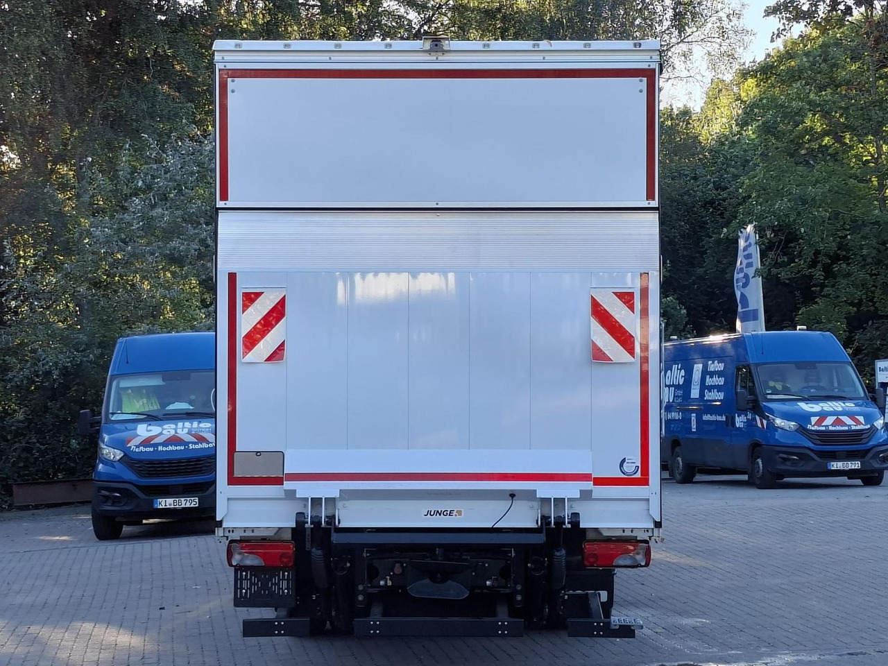 Iveco ML120E25/P JUNGE KOFFER LBW 1,5t AHK 185 kW (... - משאית: תמונה 5 Iveco ML120E25/P JUNGE KOFFER LBW 1,5t AHK 185 kW (... - משאית: תמונה 5