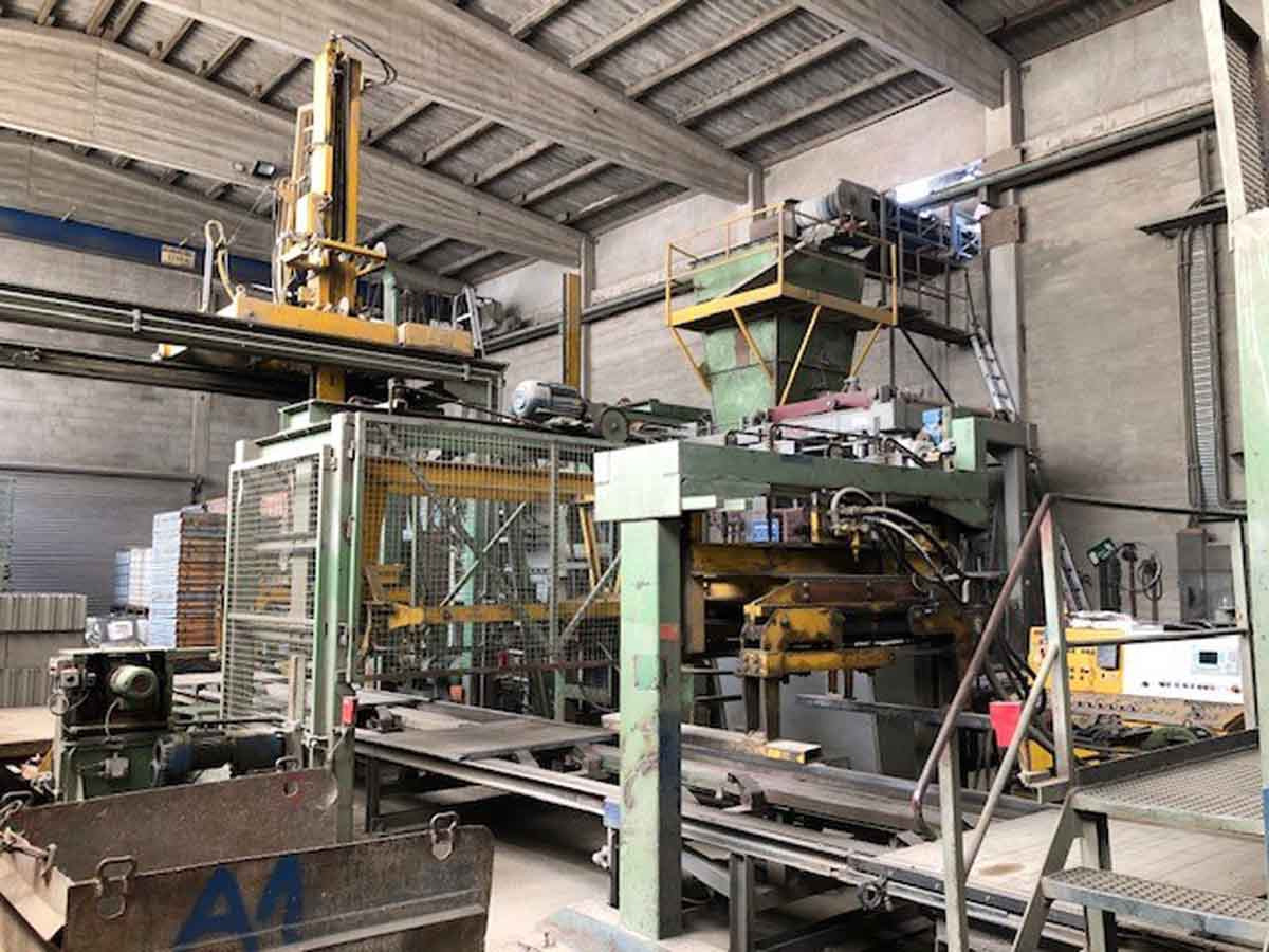 Henke Variant – Brick Manufacturing Plant / Steinfertigungsanlage - ציוד לייצור בלוקים: תמונה 3 Henke Variant – Brick Manufacturing Plant / Steinfertigungsanlage - ציוד לייצור בלוקים: תמונה 3