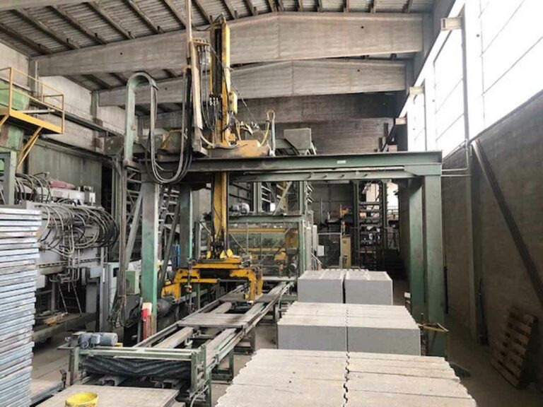 Henke Variant – Brick Manufacturing Plant / Steinfertigungsanlage - ציוד לייצור בלוקים: תמונה 1 Henke Variant – Brick Manufacturing Plant / Steinfertigungsanlage - ציוד לייצור בלוקים: תמונה 1