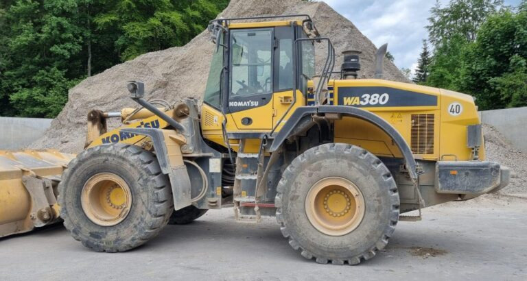 Komatsu WA380 – wheel loader / Radlader - מעמיס: תמונה 1 Komatsu WA380 – wheel loader / Radlader - מעמיס: תמונה 1