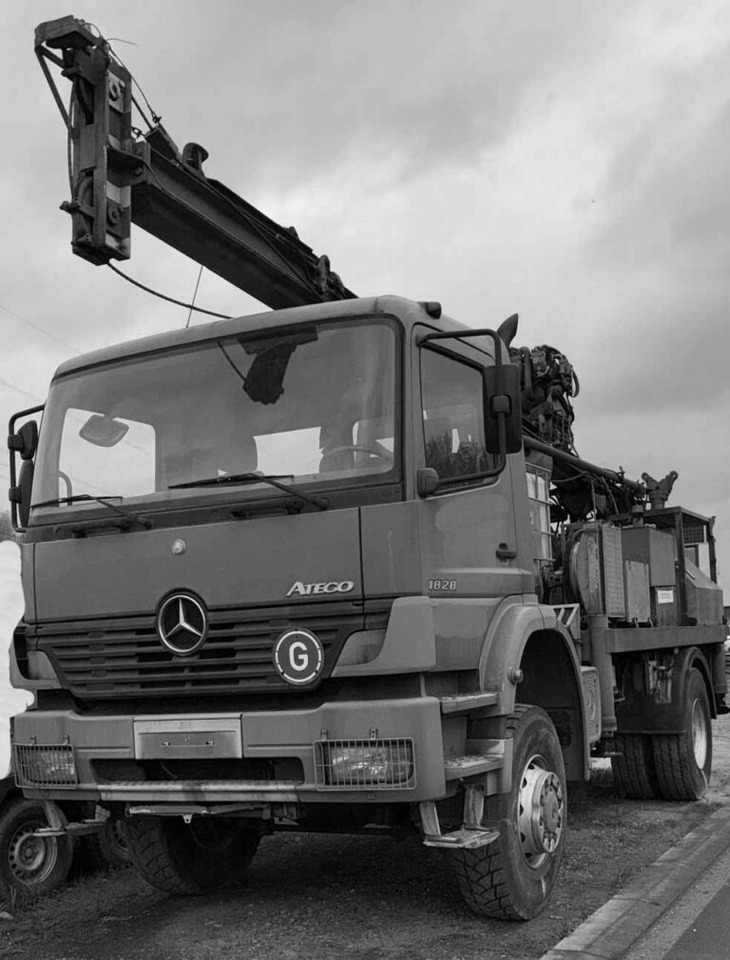 Nordmeyer DSB 1/5 – drilling rig on truck / Bohrgerät auf LKW - אסדת קידוח: תמונה 1 Nordmeyer DSB 1/5 – drilling rig on truck / Bohrgerät auf LKW - אסדת קידוח: תמונה 1