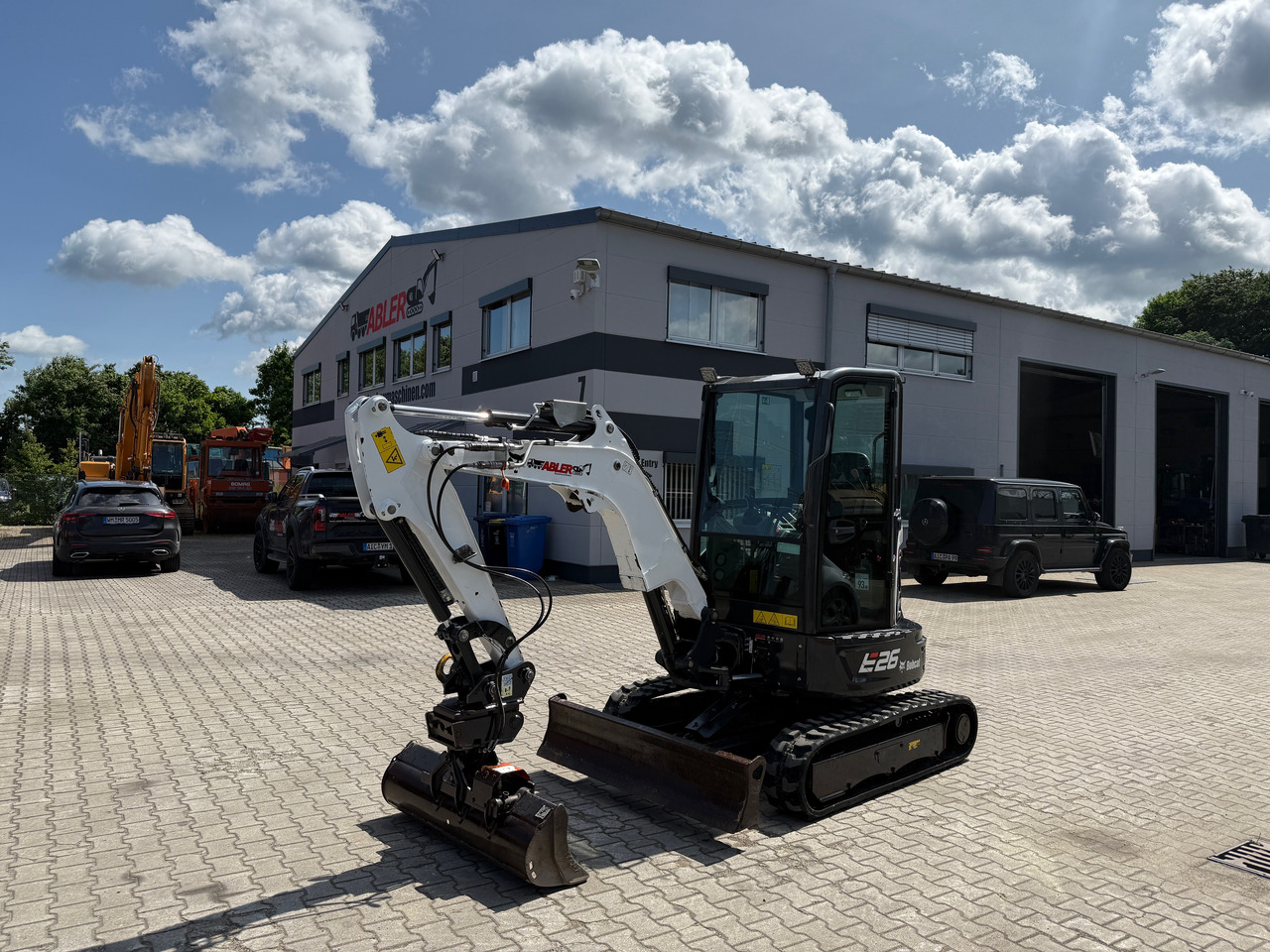 Bobcat E26 Nullheck Minibagger MS03 3 Löffel - מחפר: תמונה 2 Bobcat E26 Nullheck Minibagger MS03 3 Löffel - מחפר: תמונה 2
