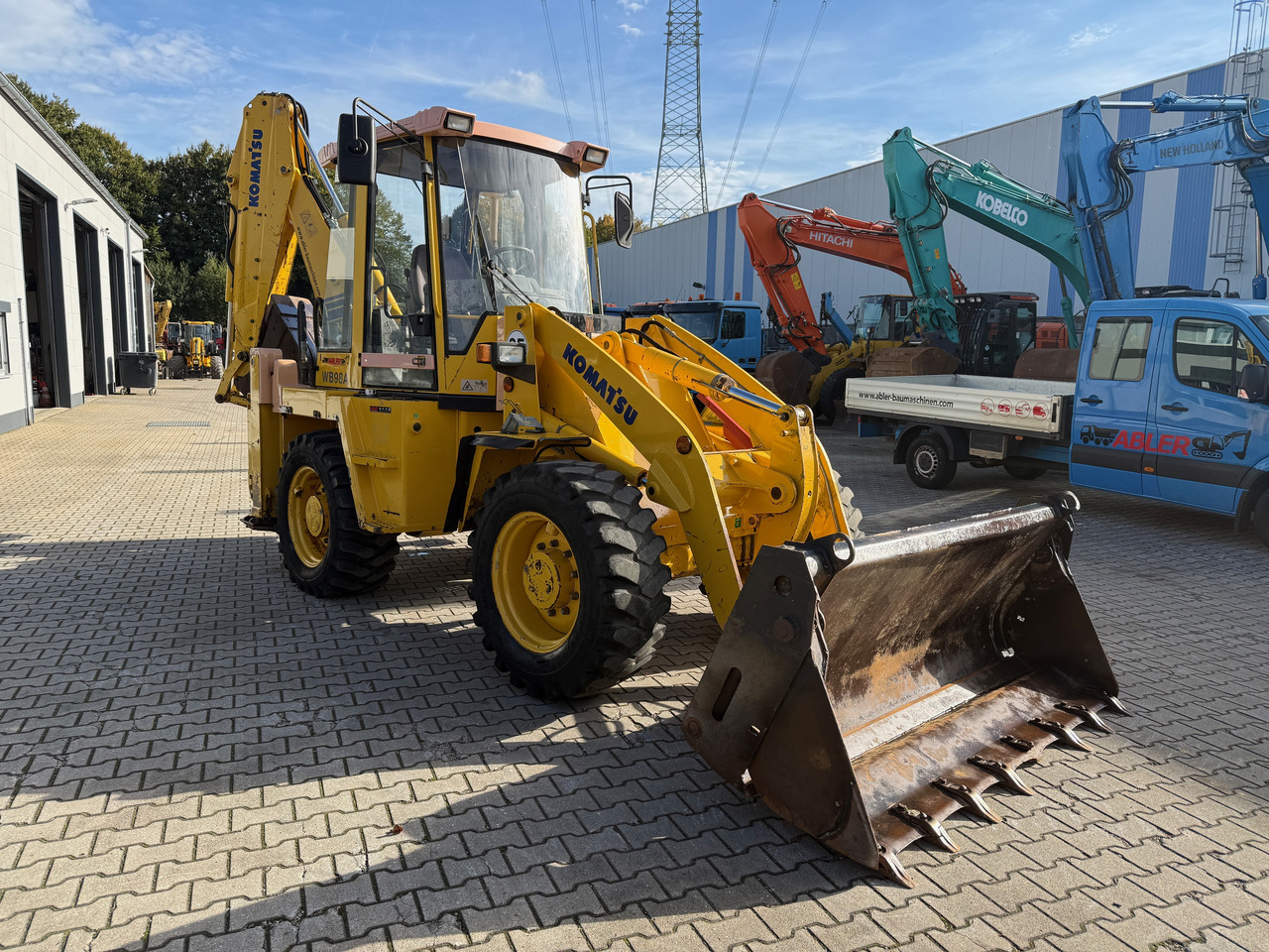 Komatsu WB98A-2 Baggerlader SW - מחפרון: תמונה 4 Komatsu WB98A-2 Baggerlader SW - מחפרון: תמונה 4