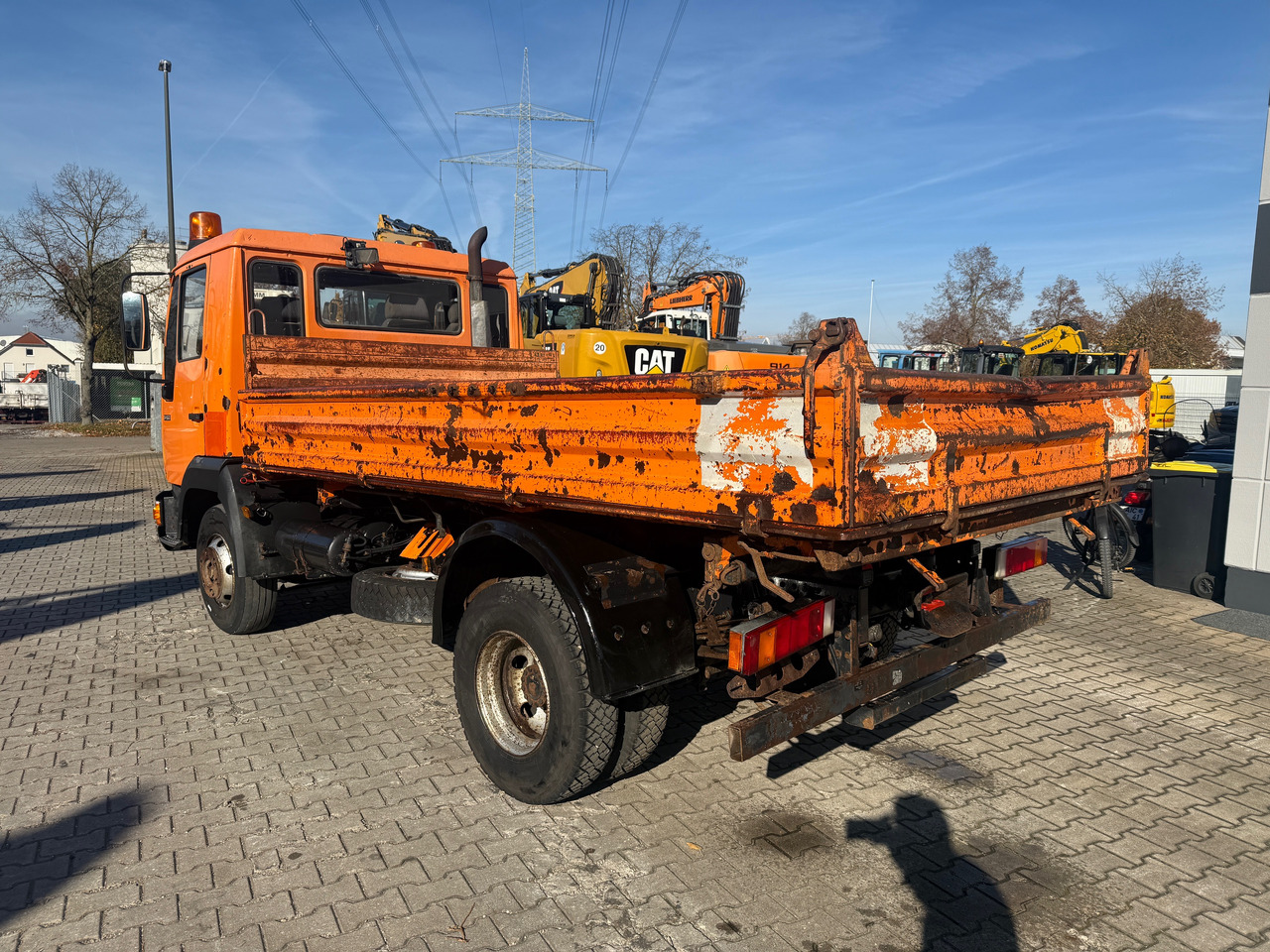 MAN 8.163 L2000 3-Seiten-Kipper AHK - מזהיר: תמונה 5 MAN 8.163 L2000 3-Seiten-Kipper AHK - מזהיר: תמונה 5