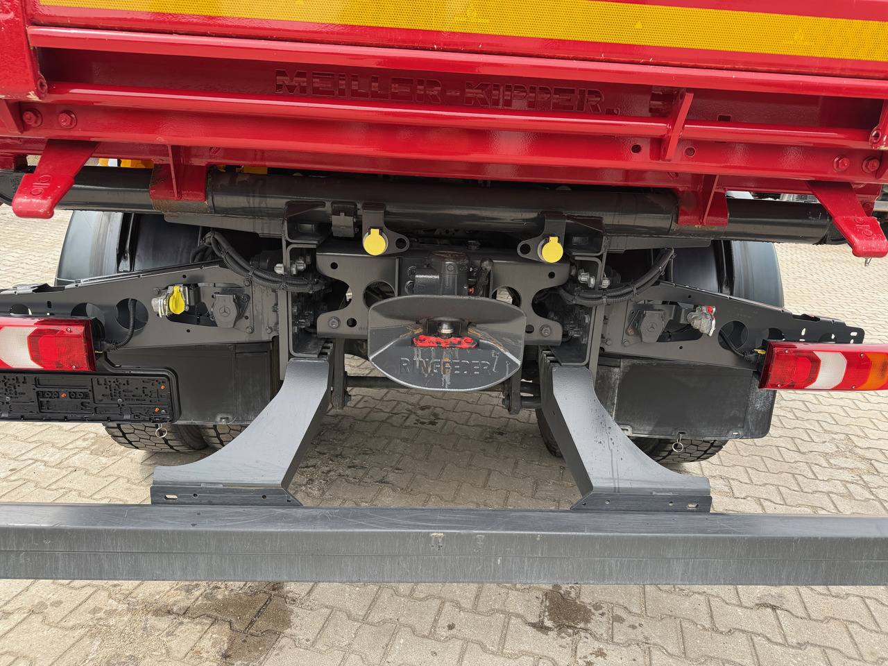 מזהיר Mercedes-Benz 1835 Arocs 3-Seiten-Kipper 4900 km: תמונה 8