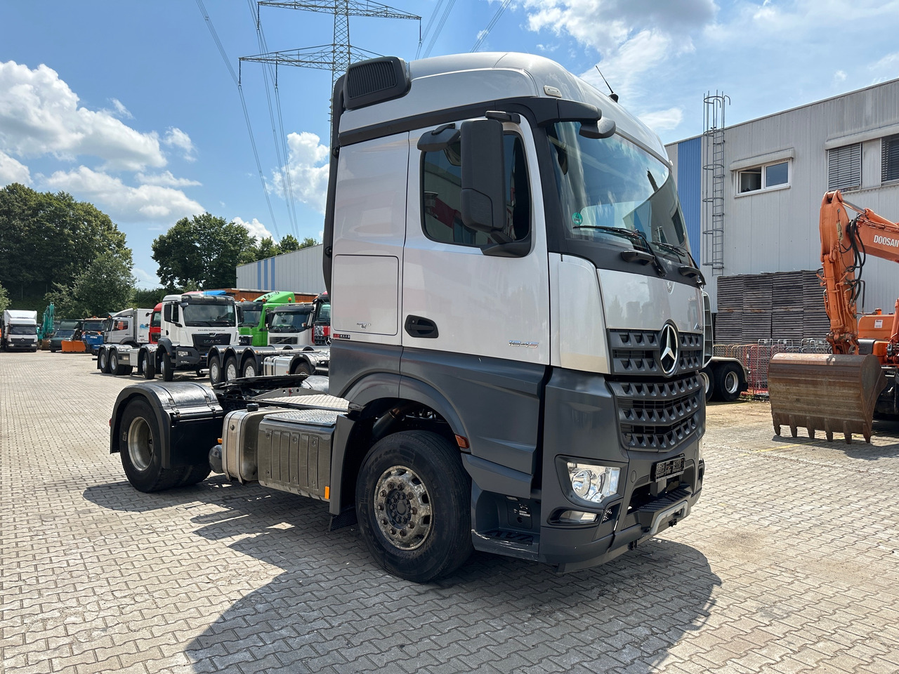 Mercedes-Benz 1845 Arocs SZM Kipphydraulik Mischerantrieb - יחידת טרקטור: תמונה 3 Mercedes-Benz 1845 Arocs SZM Kipphydraulik Mischerantrieb - יחידת טרקטור: תמונה 3