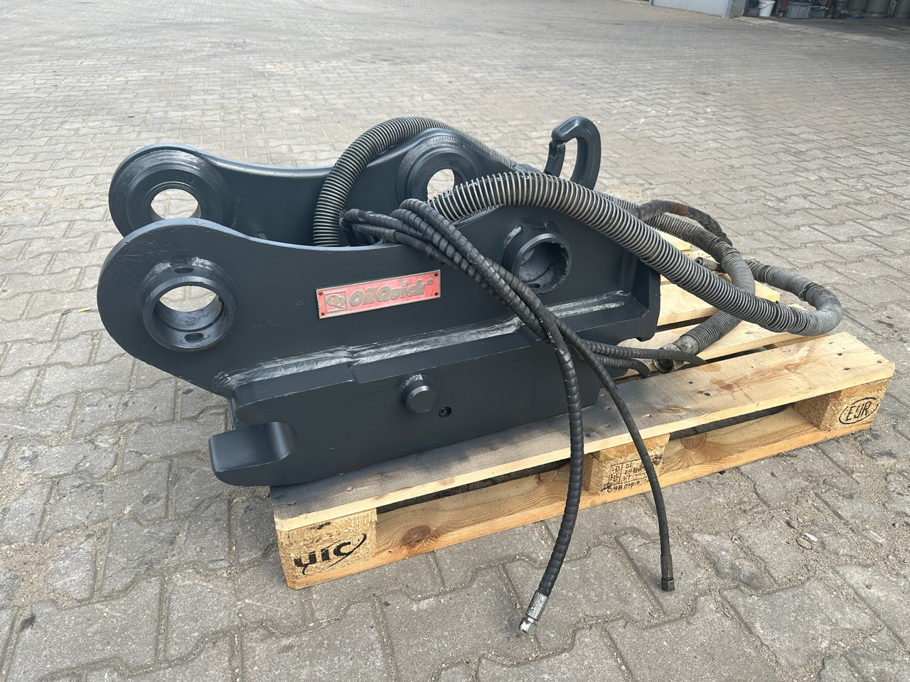 Oilquick OQ 70/55 vollhydraulischer Schnellwechsler - מצמד מהיר: תמונה 3 Oilquick OQ 70/55 vollhydraulischer Schnellwechsler - מצמד מהיר: תמונה 3