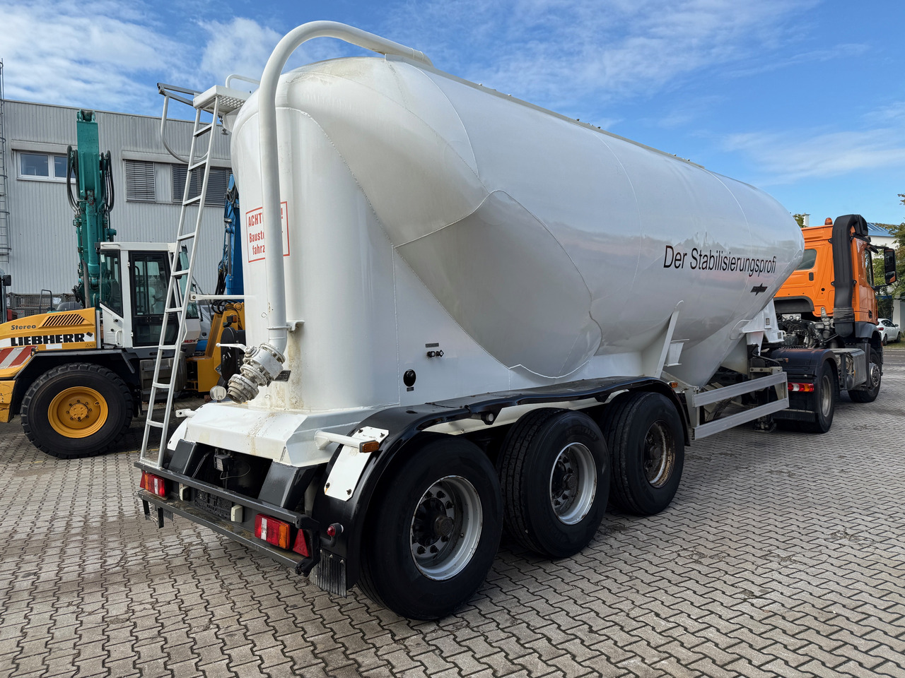 Spitzer SF24/34 3-Achs Siloauflieger - סמיטריילר Silo: תמונה 4 Spitzer SF24/34 3-Achs Siloauflieger - סמיטריילר Silo: תמונה 4