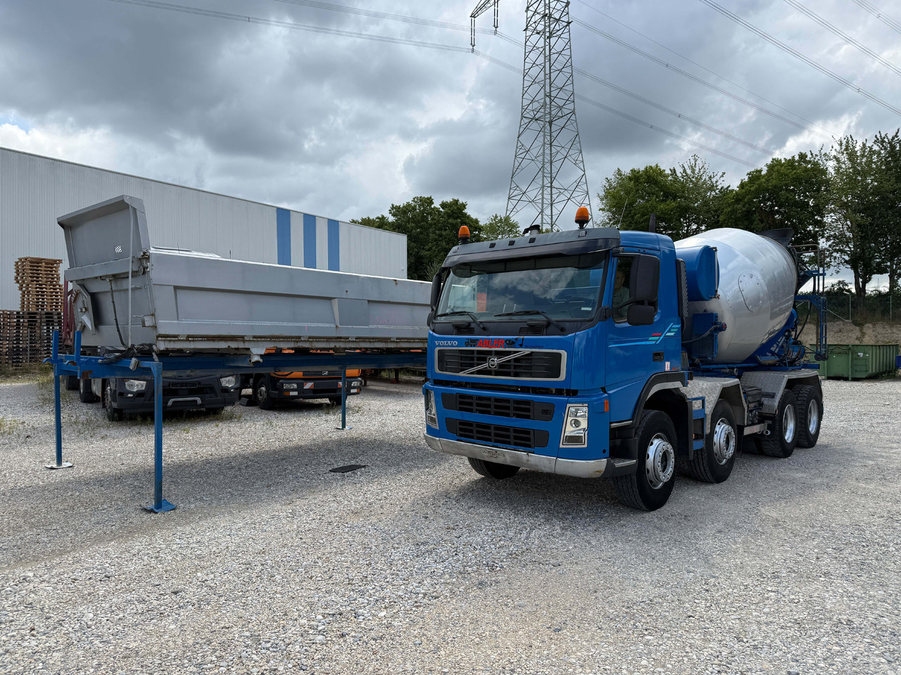 Volvo FM420 Wechselsystem Kipper Betonmischer - משאית מערבלת בטון: תמונה 2 Volvo FM420 Wechselsystem Kipper Betonmischer - משאית מערבלת בטון: תמונה 2