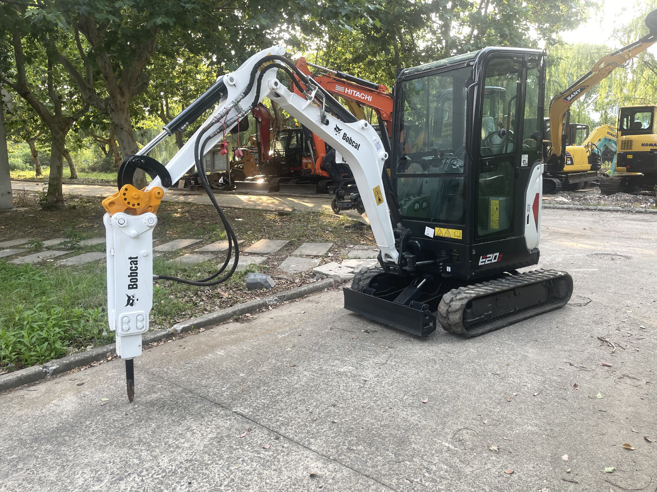 Bobcat E20Z - מיני מחפר: תמונה 3 Bobcat E20Z - מיני מחפר: תמונה 3