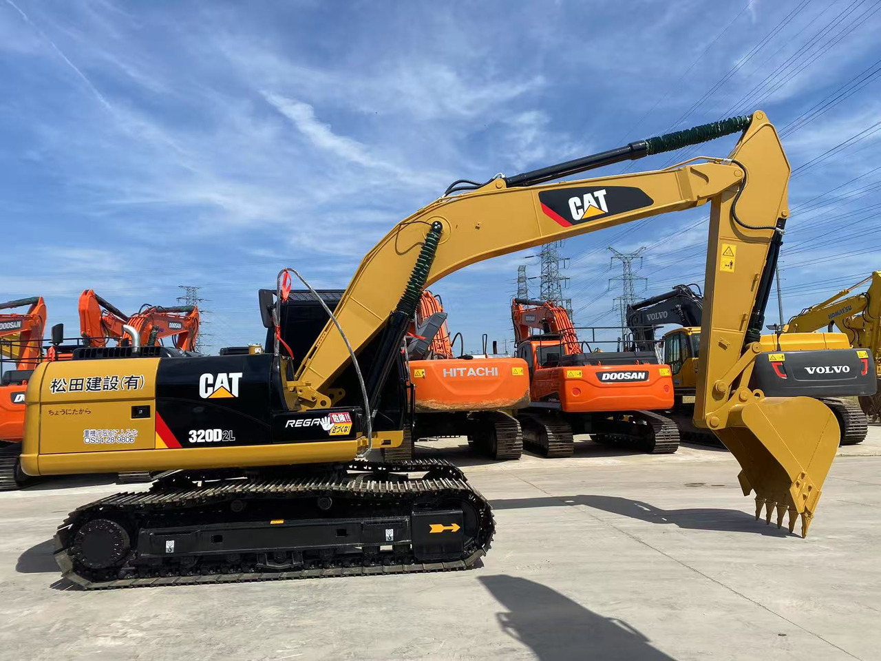 CATERPILLAR 320D2 - מחפר סורק: תמונה 3 CATERPILLAR 320D2 - מחפר סורק: תמונה 3