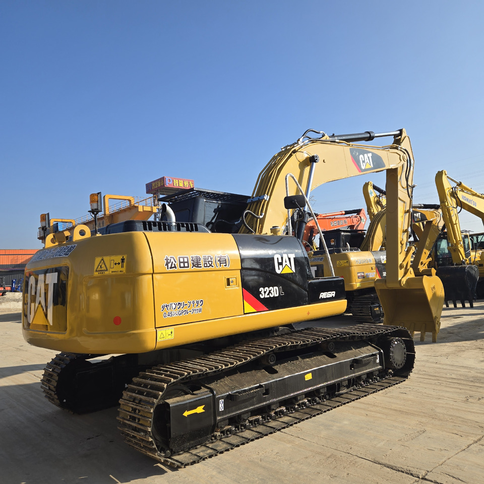 CATERPILLAR 323D L - מחפר: תמונה 3 CATERPILLAR 323D L - מחפר: תמונה 3