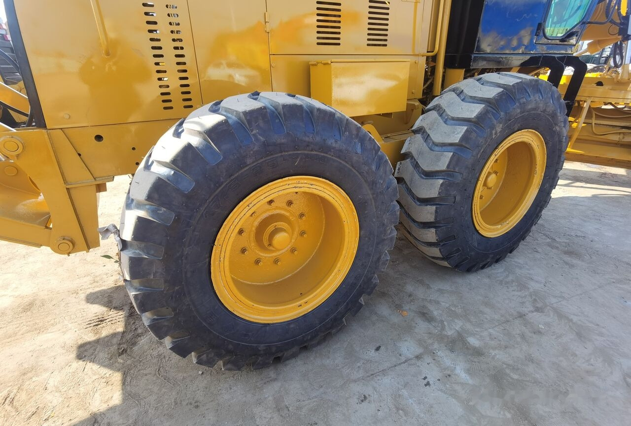 Caterpillar 140H - מפלסת: תמונה 3 Caterpillar 140H - מפלסת: תמונה 3