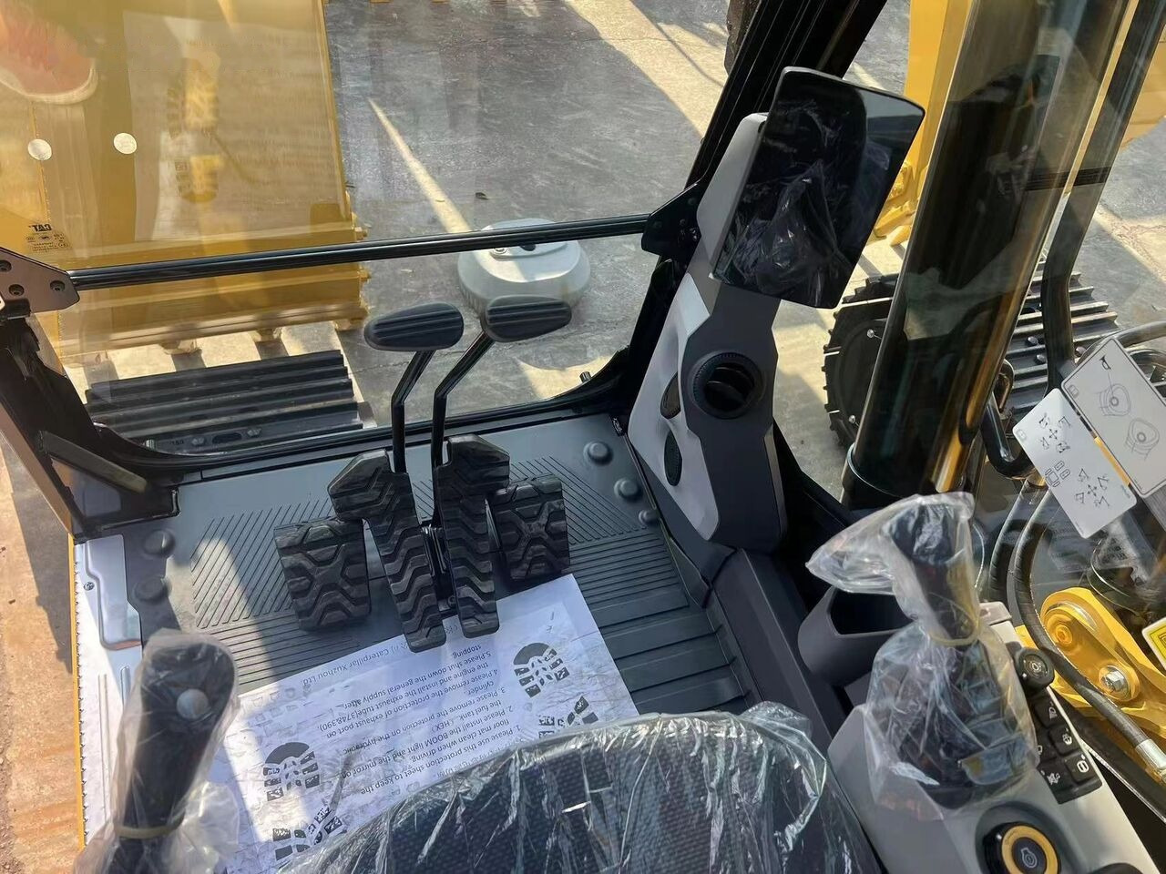 Caterpillar 323GX - מחפר סורק: תמונה 3 Caterpillar 323GX - מחפר סורק: תמונה 3
