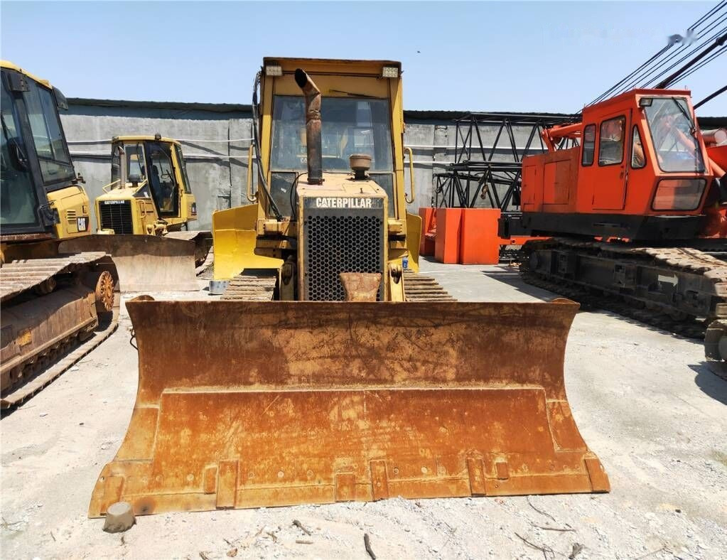 Caterpillar D 4 C - דחפור: תמונה 4 Caterpillar D 4 C - דחפור: תמונה 4