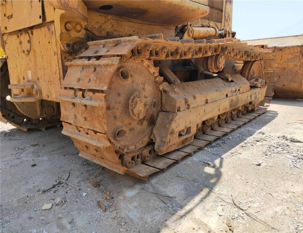 Caterpillar D 4 C - דחפור: תמונה 2 Caterpillar D 4 C - דחפור: תמונה 2