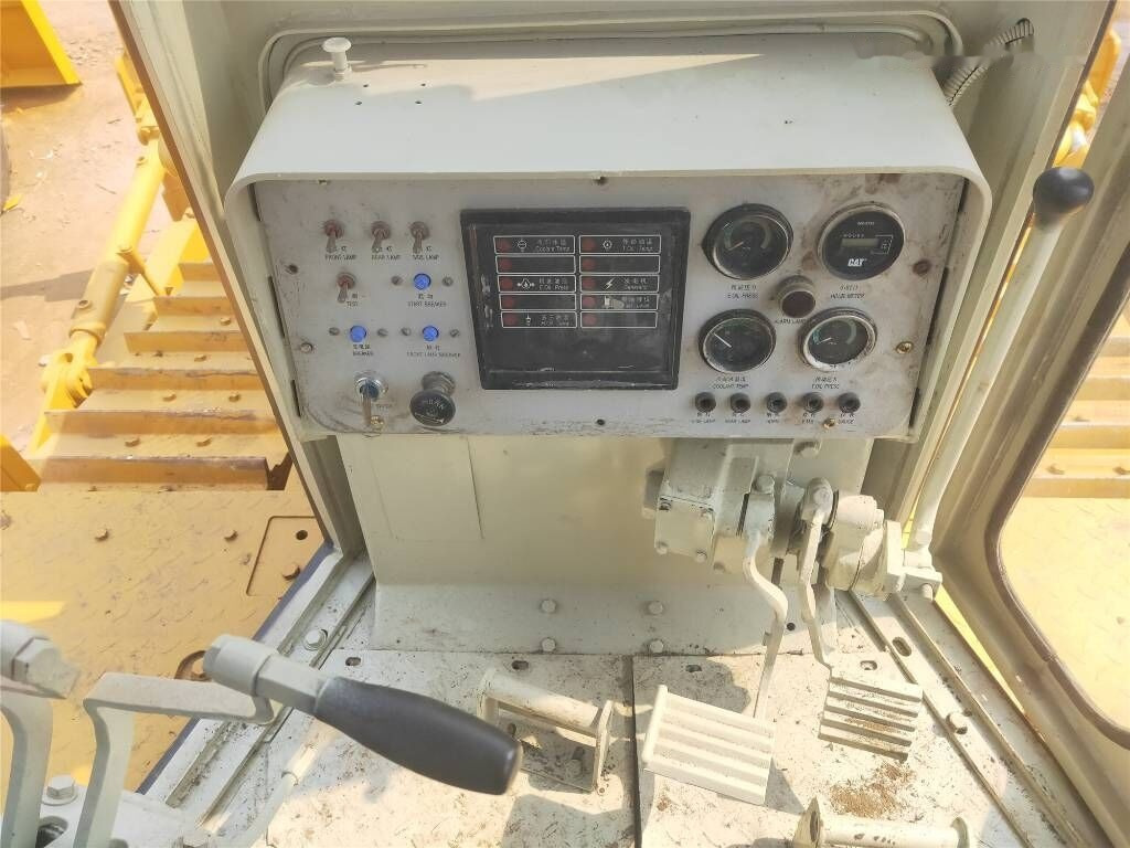 דחפור Caterpillar D 7 H: תמונה 6