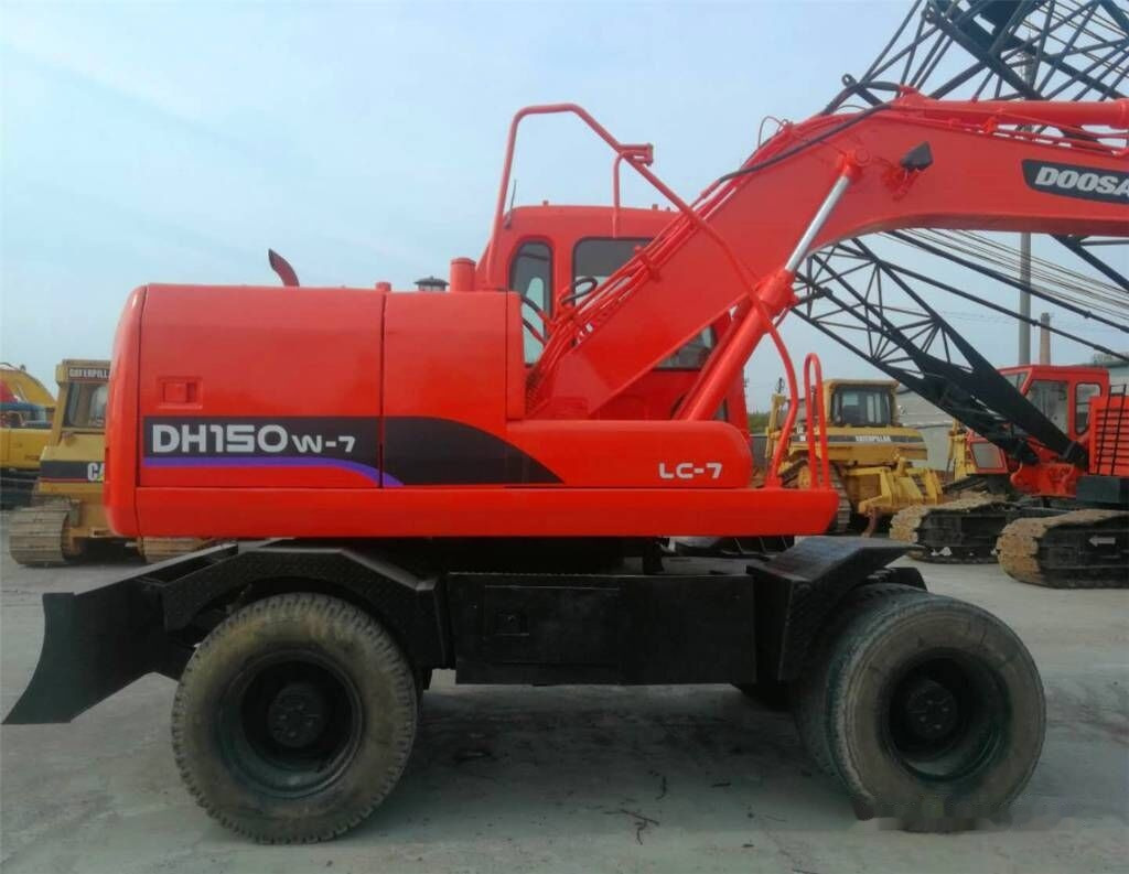 Doosan 150W-7 - מחפר גלגלים: תמונה 2 Doosan 150W-7 - מחפר גלגלים: תמונה 2