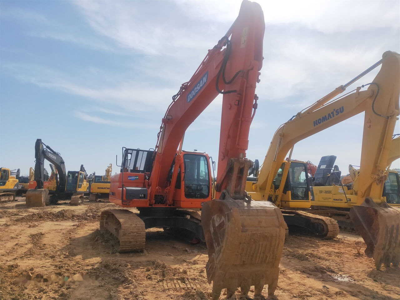 Doosan DX225LC - מחפר סורק: תמונה 5 Doosan DX225LC - מחפר סורק: תמונה 5