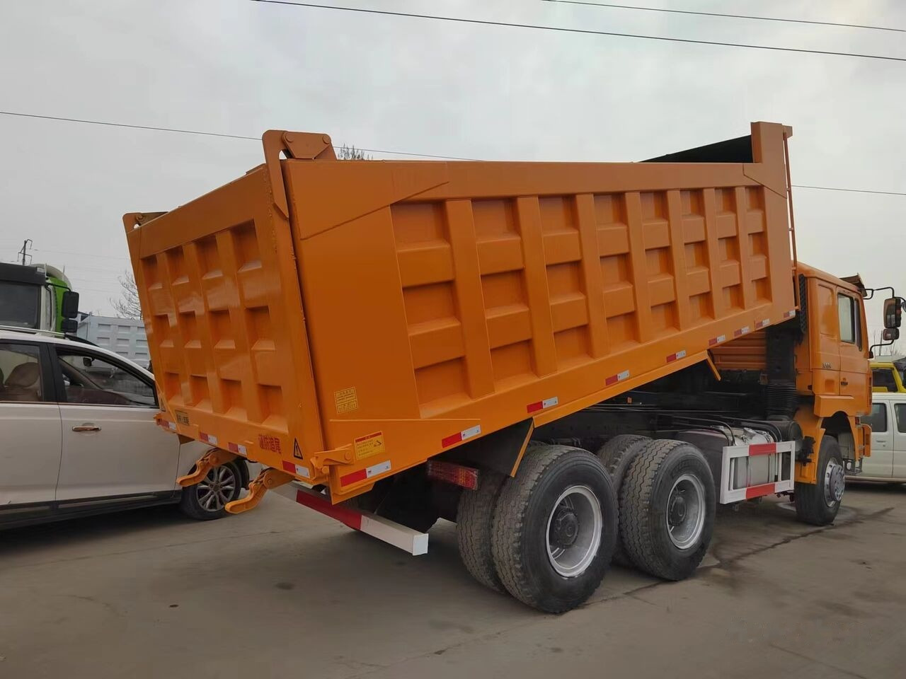 F3000 - מזהיר: תמונה 4 F3000 - מזהיר: תמונה 4