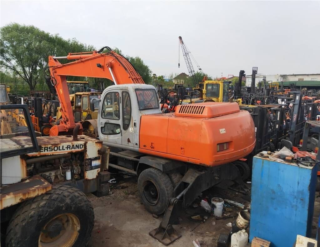 Hitachi ZX160WD - מחפר גלגלים: תמונה 5 Hitachi ZX160WD - מחפר גלגלים: תמונה 5