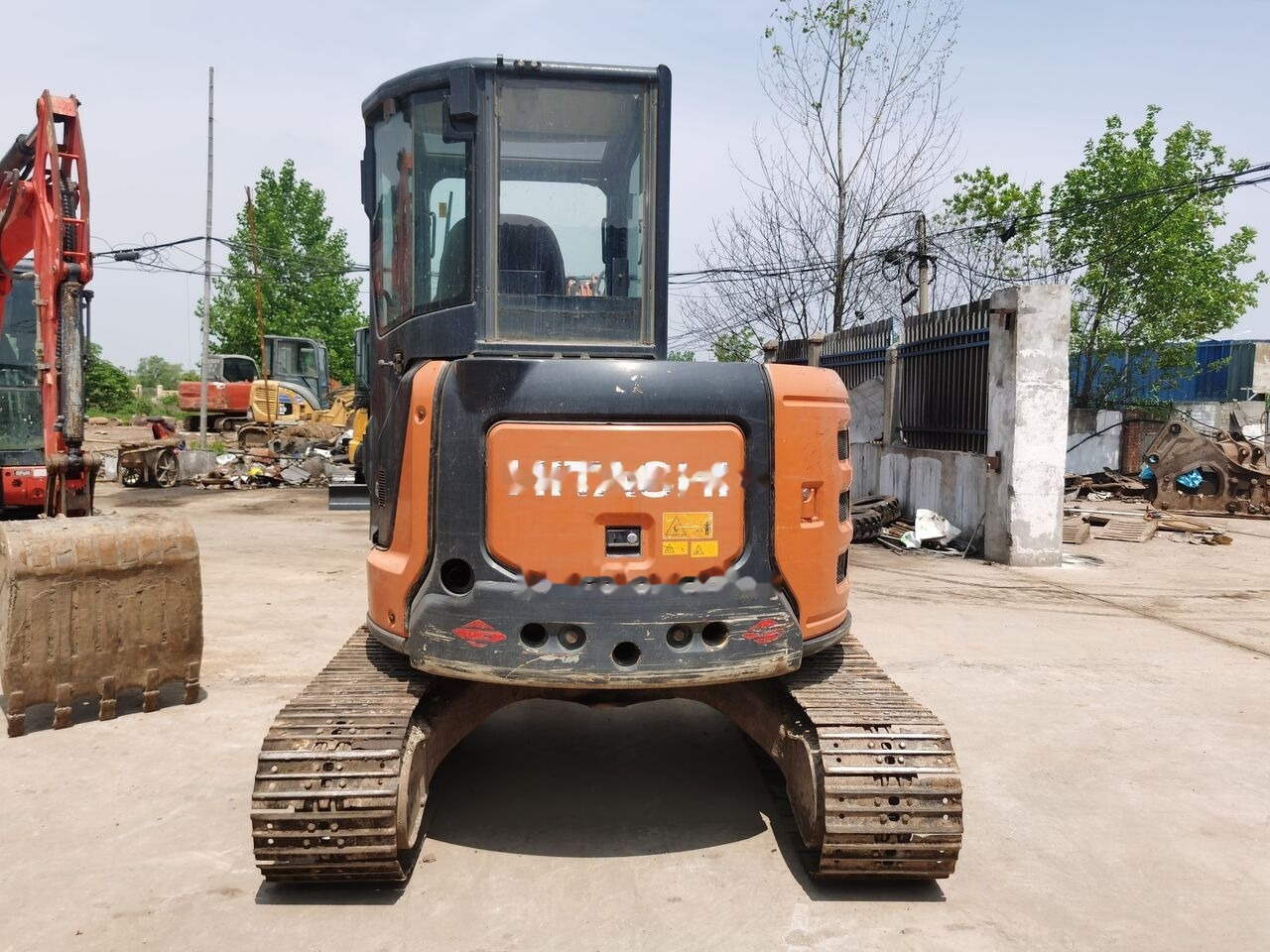 Hitachi ZX55USR-5A - מיני מחפר: תמונה 3 Hitachi ZX55USR-5A - מיני מחפר: תמונה 3