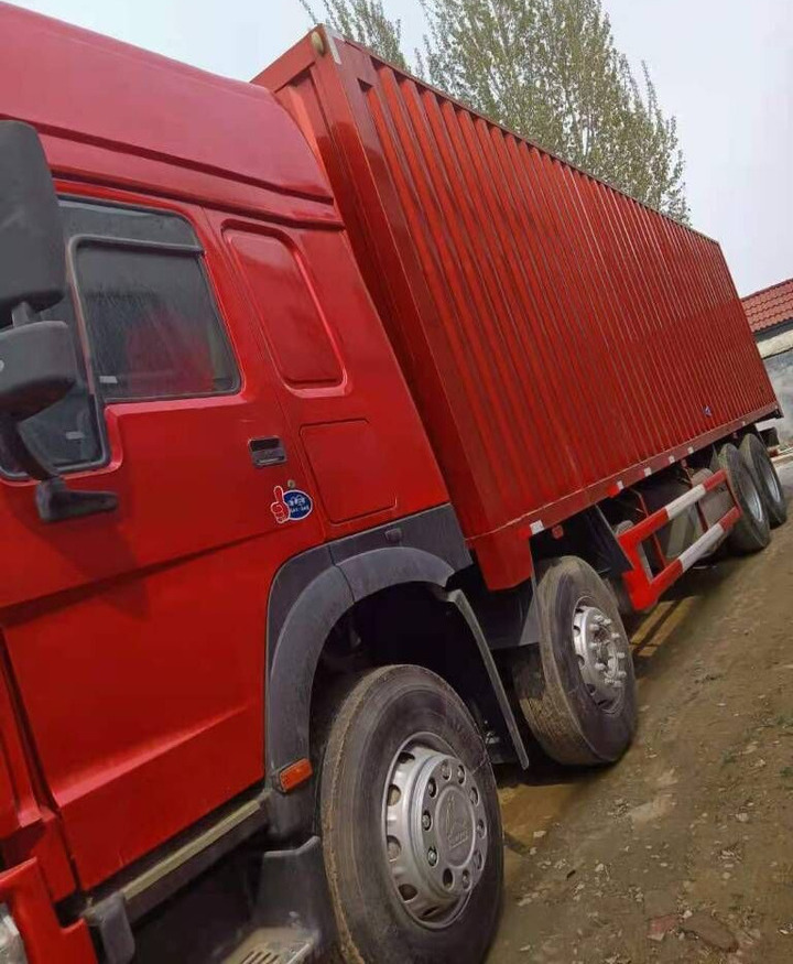 Howo 8X4 Box Truck Box Van - מוביל מכולות/ משאית החלפת גוף: תמונה 2 Howo 8X4 Box Truck Box Van - מוביל מכולות/ משאית החלפת גוף: תמונה 2