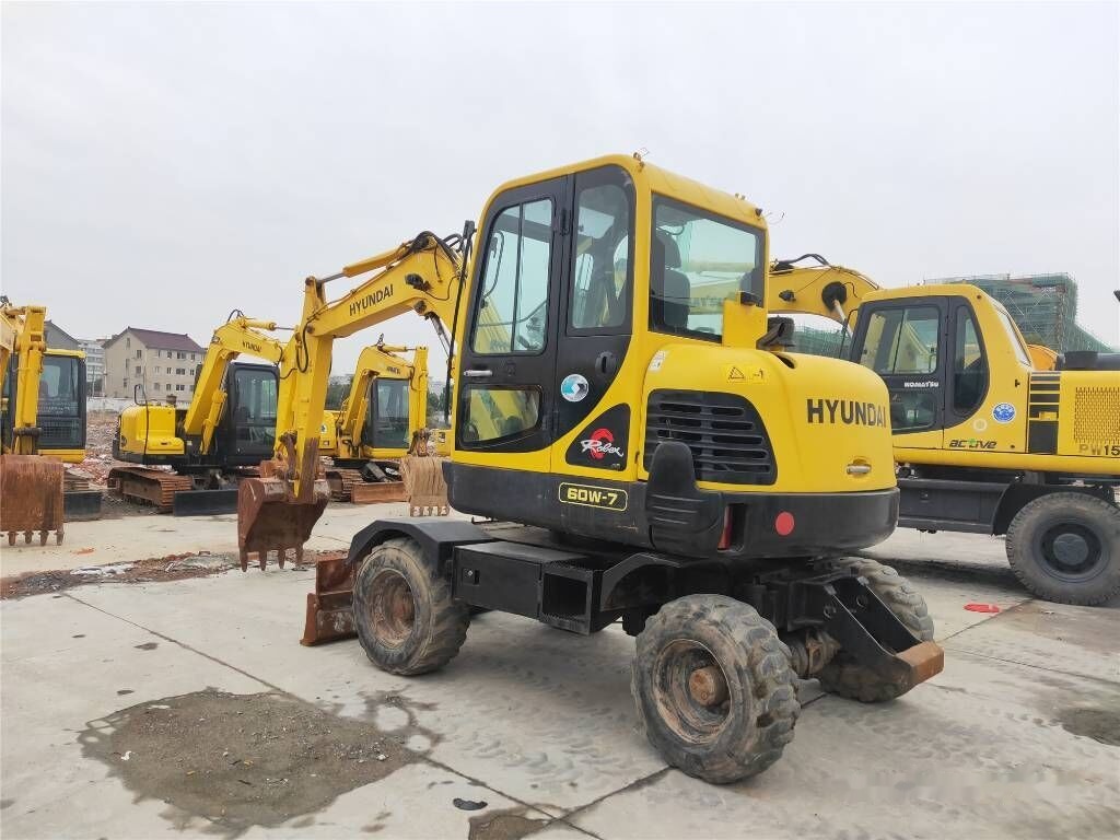 Hyundai Robex 60 W-7 - מחפר גלגלים: תמונה 3 Hyundai Robex 60 W-7 - מחפר גלגלים: תמונה 3