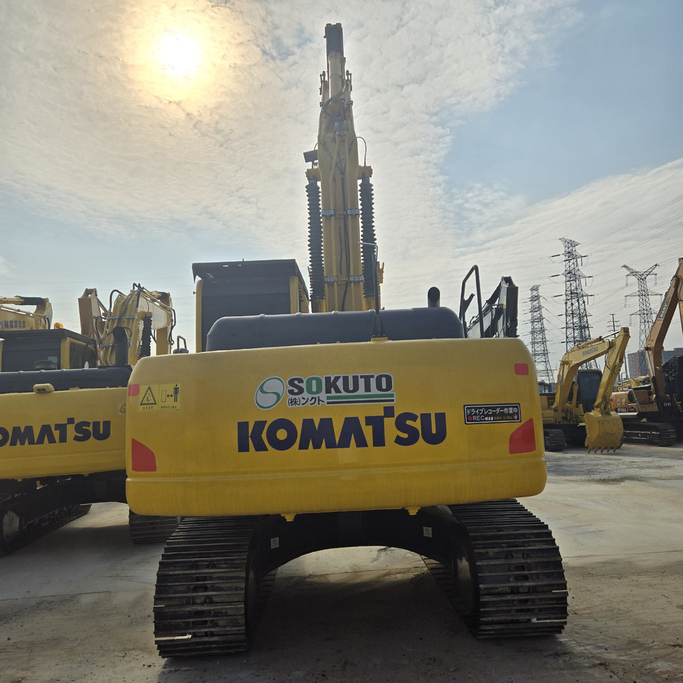 KOMATSU PC200-8 - מחפר: תמונה 3 KOMATSU PC200-8 - מחפר: תמונה 3
