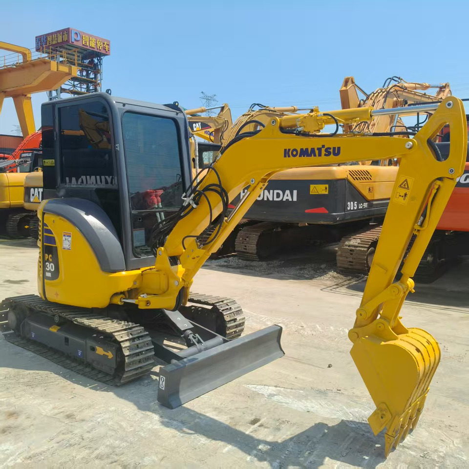 KOMATSU PC30MR - מיני מחפר: תמונה 2 KOMATSU PC30MR - מיני מחפר: תמונה 2