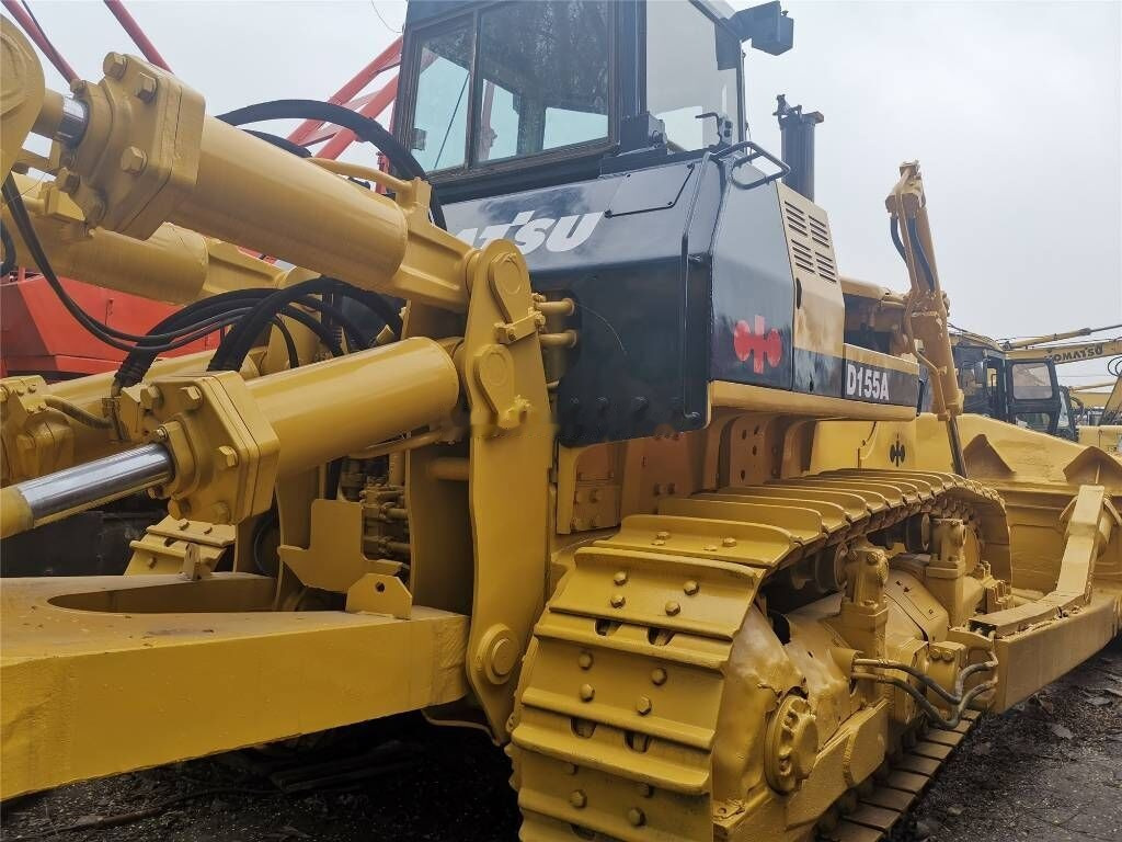 Komatsu D155A-2 - דחפור: תמונה 1 Komatsu D155A-2 - דחפור: תמונה 1