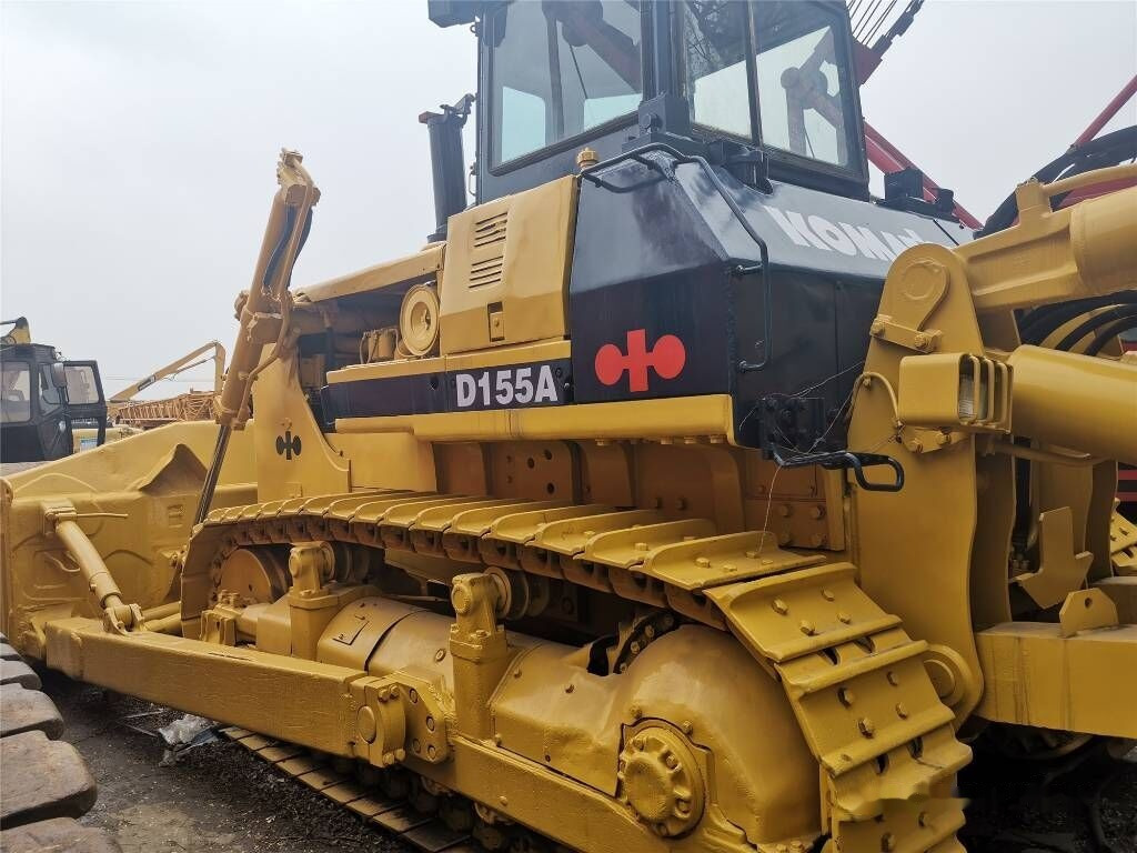 Komatsu D155A-2 - דחפור: תמונה 2 Komatsu D155A-2 - דחפור: תמונה 2