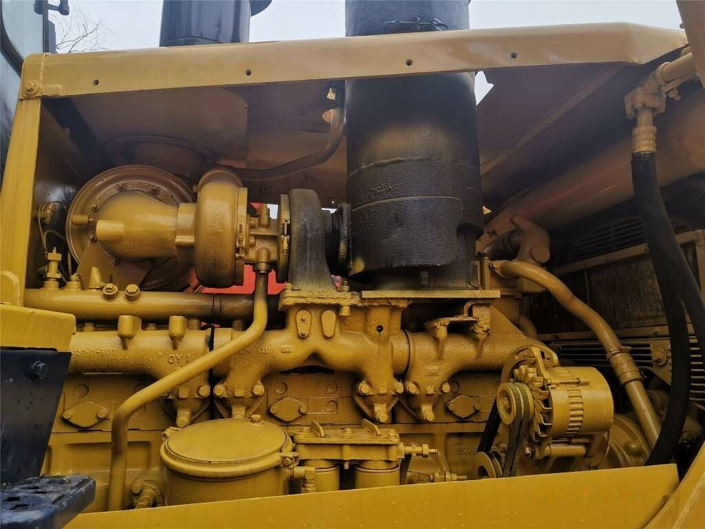 Komatsu D155A-2 - דחפור: תמונה 5 Komatsu D155A-2 - דחפור: תמונה 5