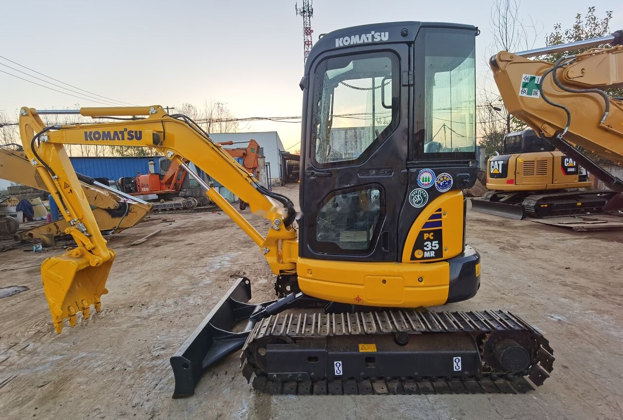 Komatsu PC35MR - מחפר סורק: תמונה 5 Komatsu PC35MR - מחפר סורק: תמונה 5