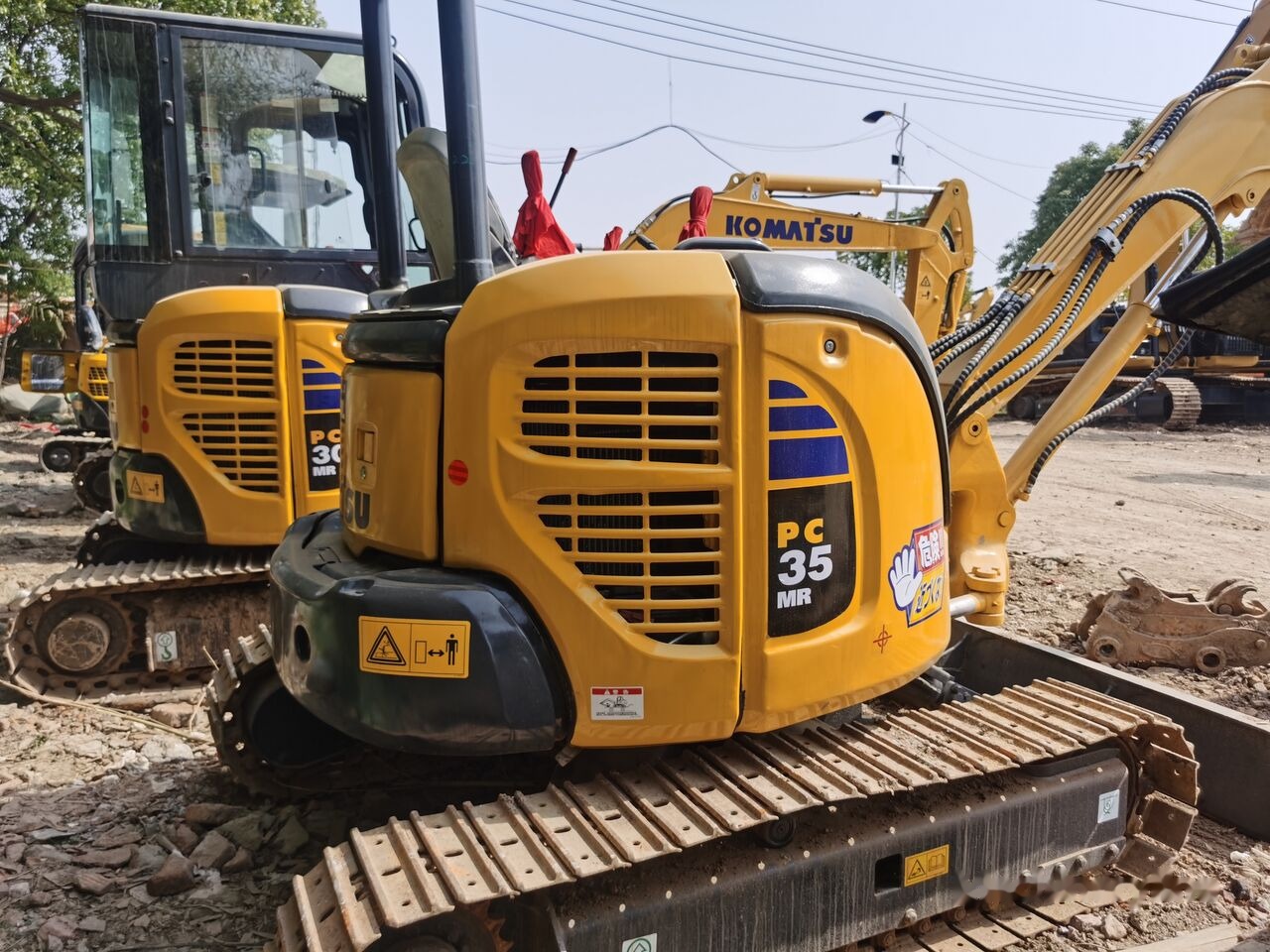 Komatsu PC35MR - מחפר סורק: תמונה 1 Komatsu PC35MR - מחפר סורק: תמונה 1