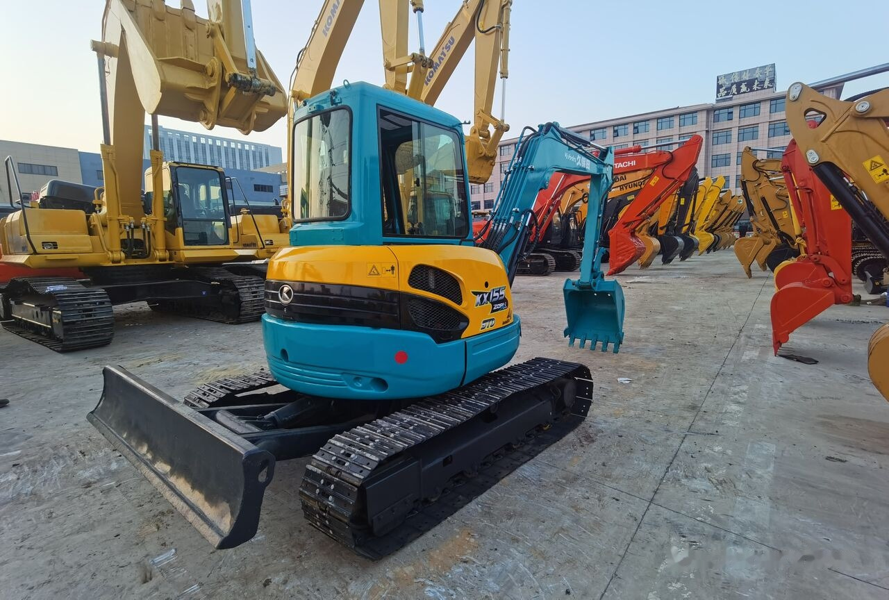 Kubota KX155-3 - מיני מחפר: תמונה 3 Kubota KX155-3 - מיני מחפר: תמונה 3