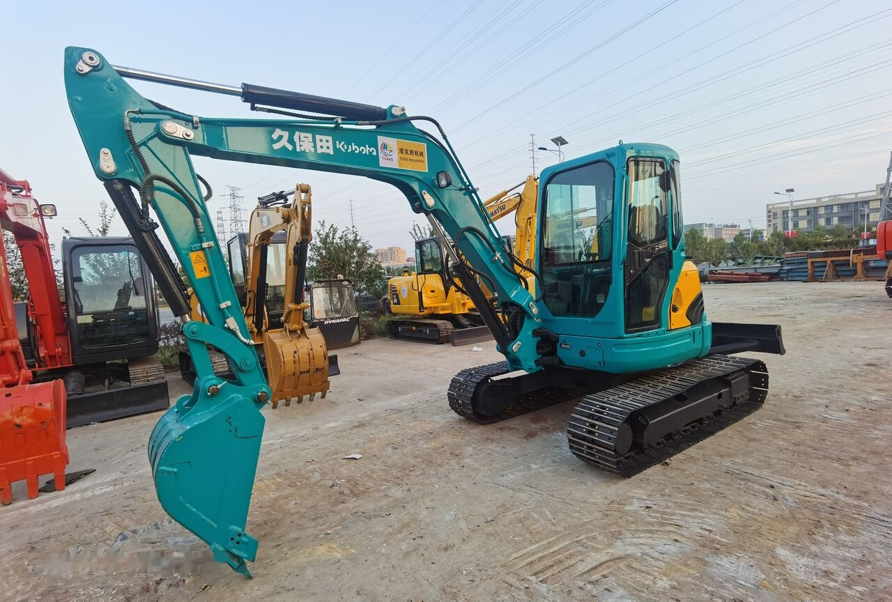 Kubota KX155-3 - מיני מחפר: תמונה 1 Kubota KX155-3 - מיני מחפר: תמונה 1