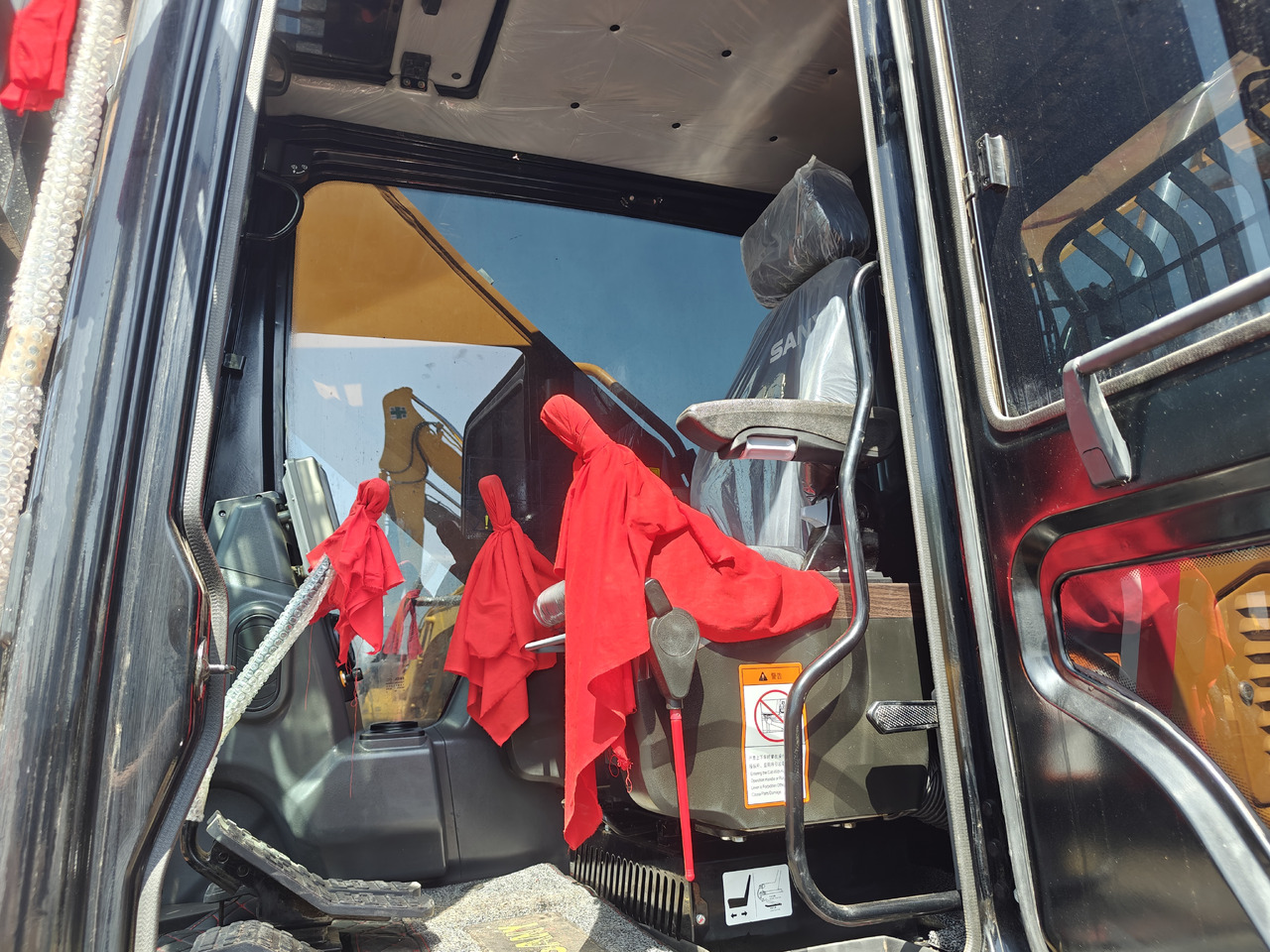 SANY SY335H - מחפר: תמונה 5 SANY SY335H - מחפר: תמונה 5