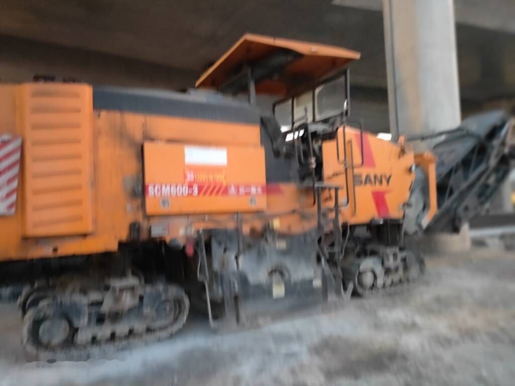 Sany SCM600-3 - מרצף אספלט: תמונה 1 Sany SCM600-3 - מרצף אספלט: תמונה 1