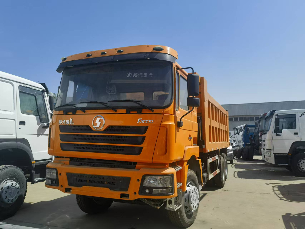 Shacman F3000 6*4 Dump truck - מזהיר: תמונה 4 Shacman F3000 6*4 Dump truck - מזהיר: תמונה 4